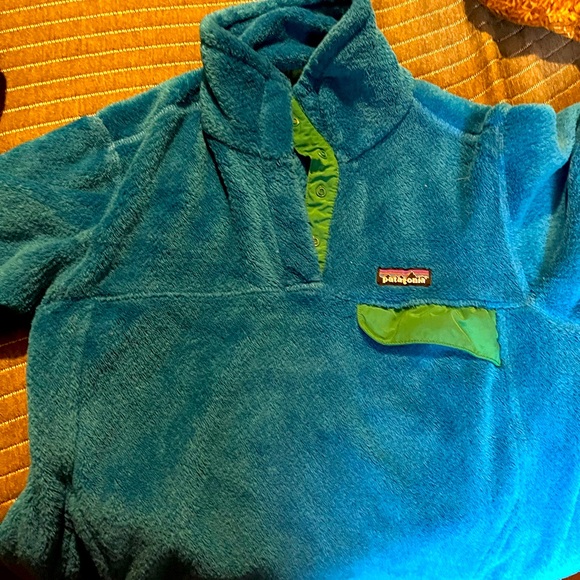 💙Beautiful Turquoise Retool Patagonia Pullover - Picture 3 of 7